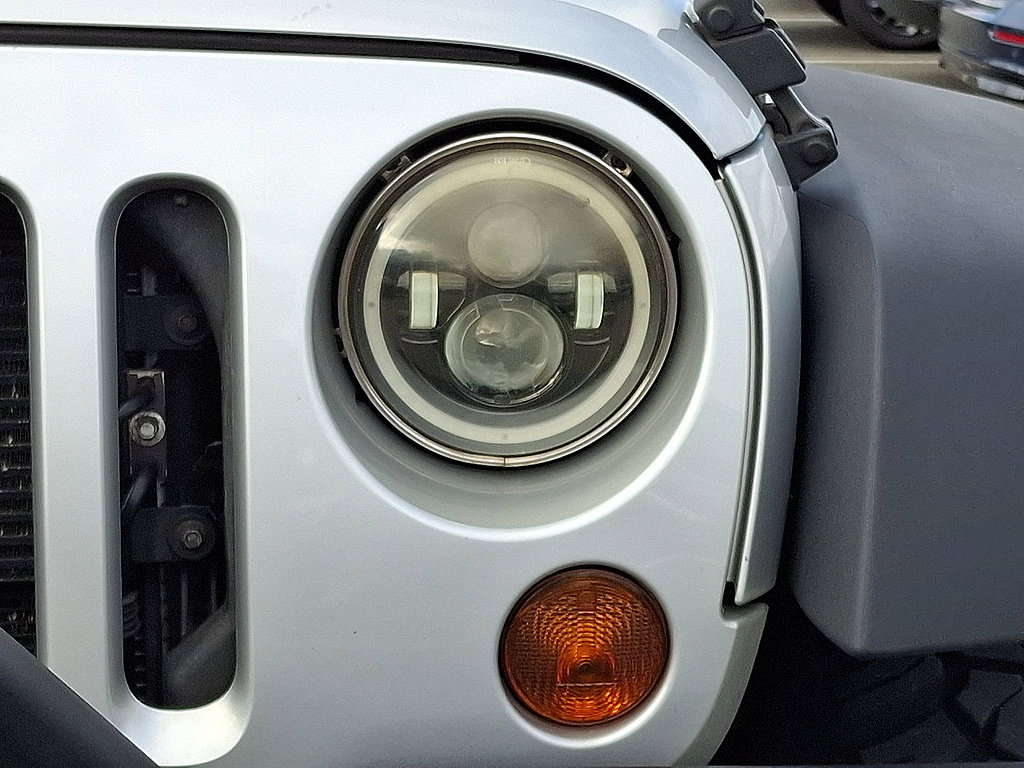 Used 2012 Jeep Wrangler Sport AWD/4WD image 34