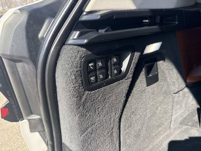 Used 2023 BMW X7 xDrive40i AWD/4WD image 10