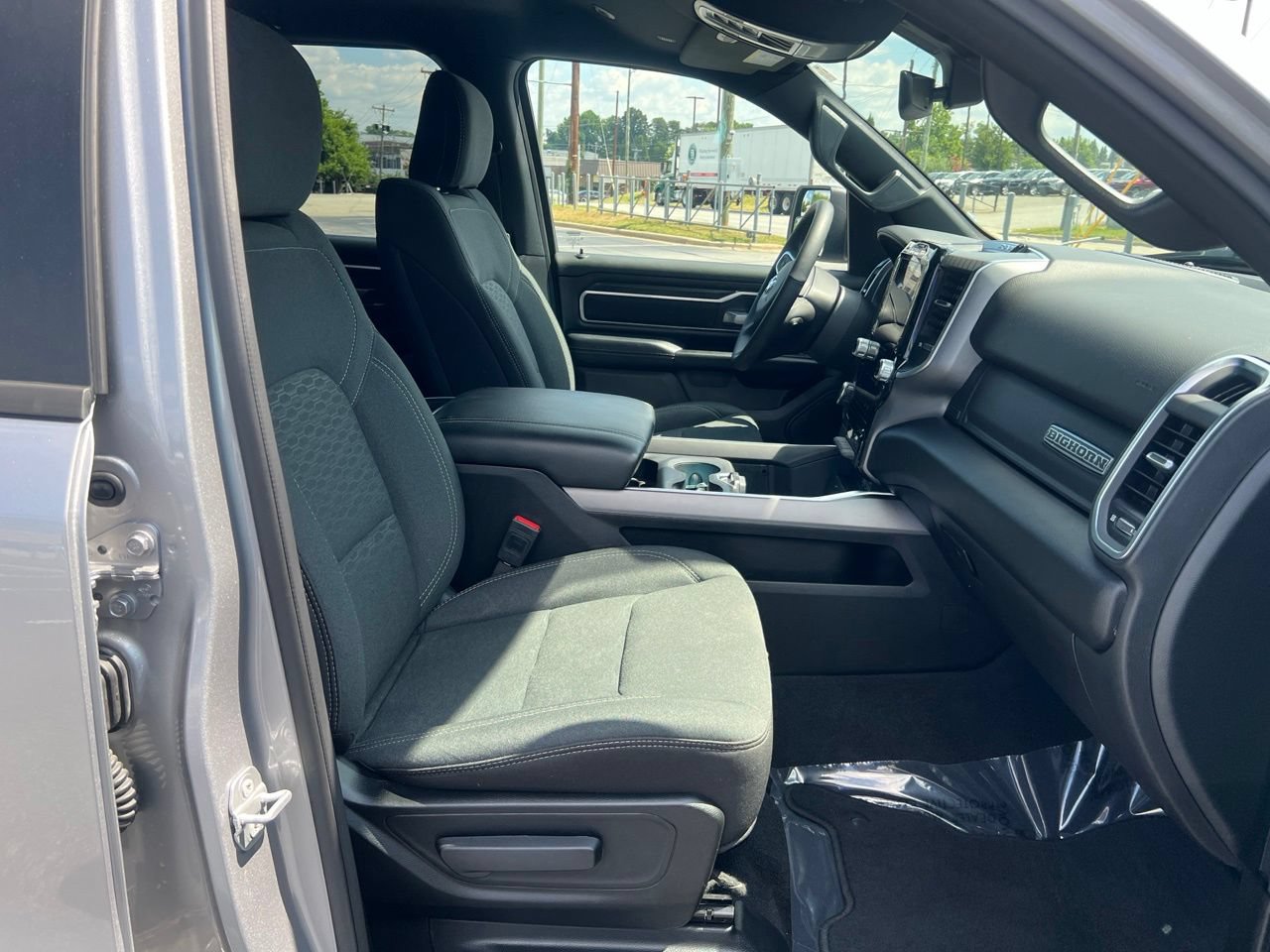 Used 2025 RAM 1500 Big Horn AWD/4WD image 27