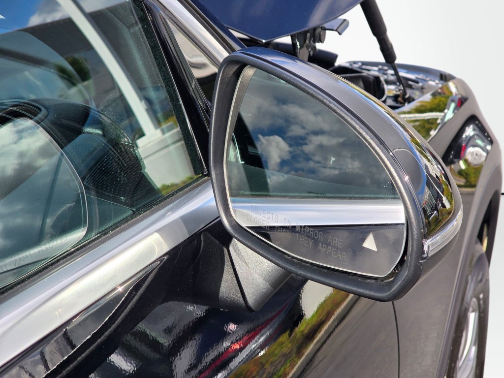 Used 2026 Mercedes-Benz GLC 300 4MATIC image 30