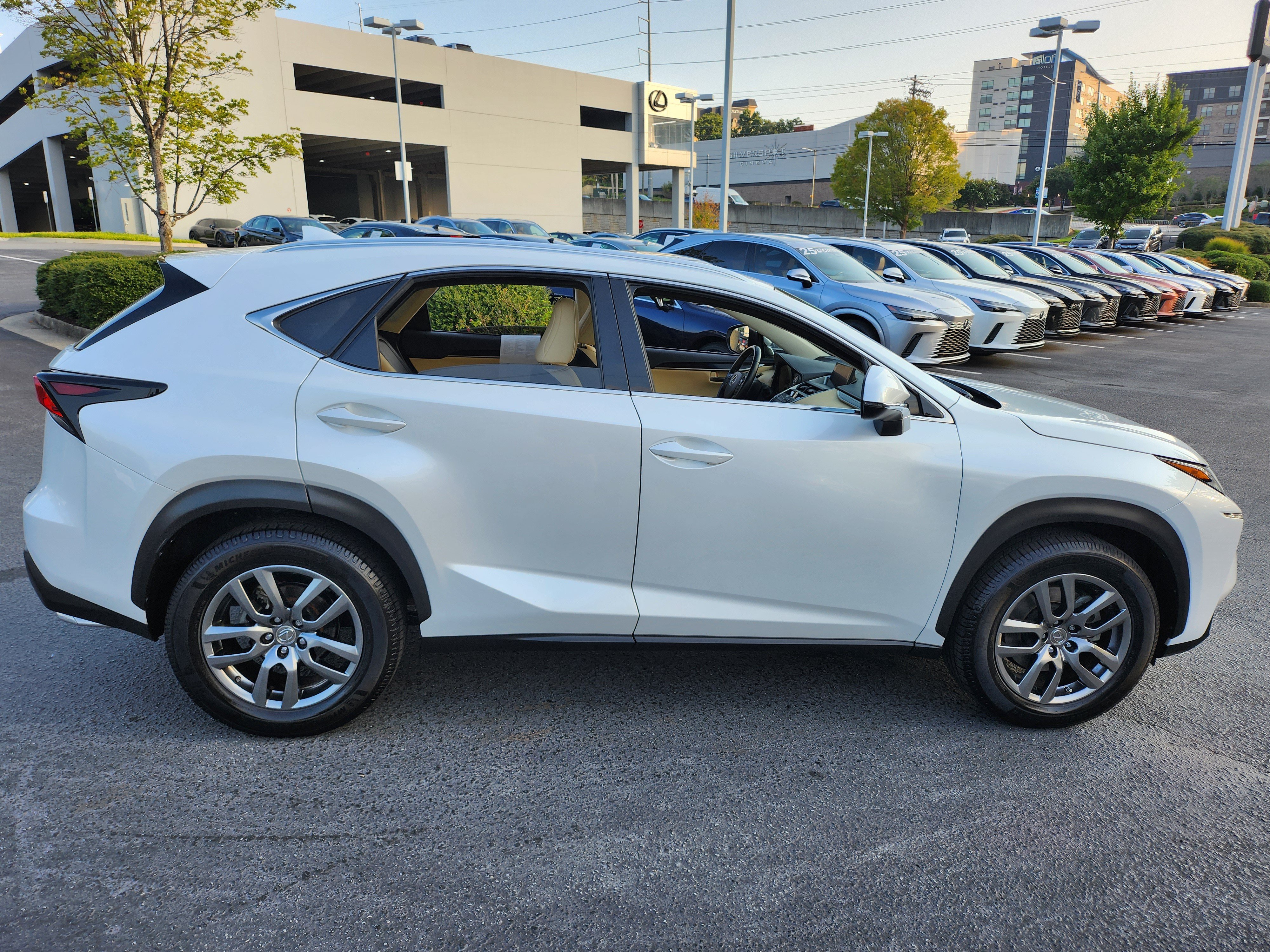 Used 2016 Lexus NX 200t FWD w/ Luxury Package image 6