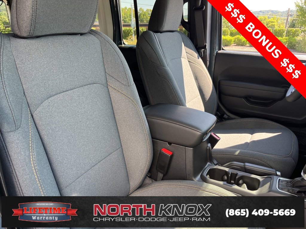 New 2025 Jeep Wrangler Unlimited Sport image 28