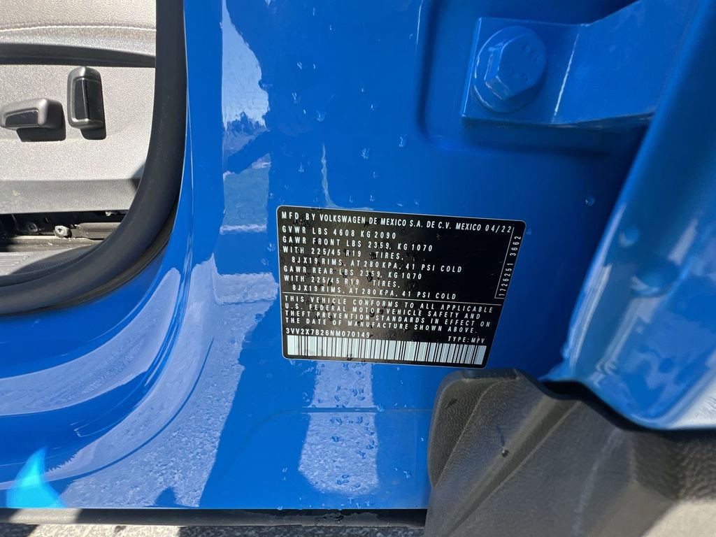 Used 2022 Volkswagen Taos SEL image 33