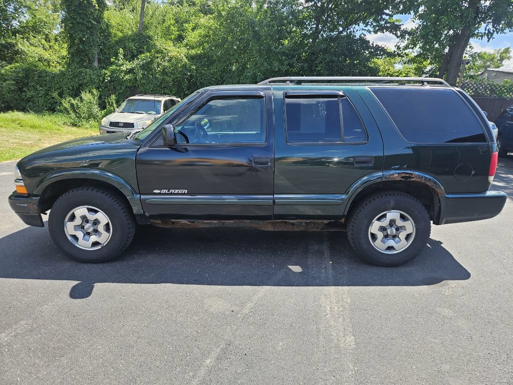 Used 2002 Chevrolet Blazer LS w/ Preferred Equipment Group AWD/4WD image 6