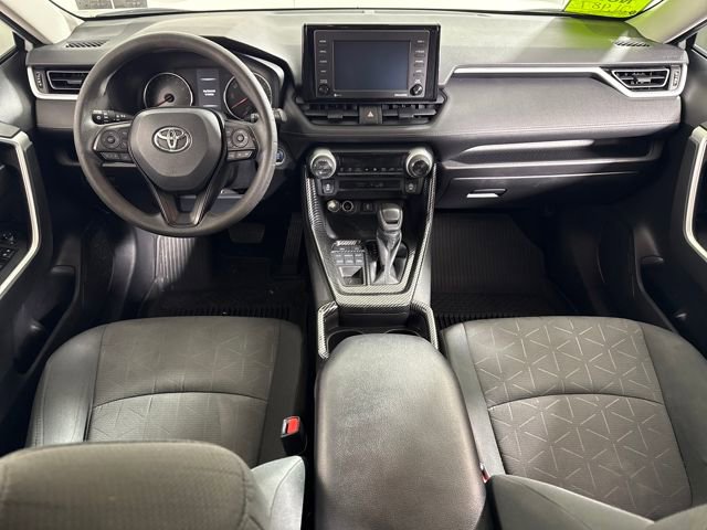 Used 2021 Toyota RAV4 XLE image 14