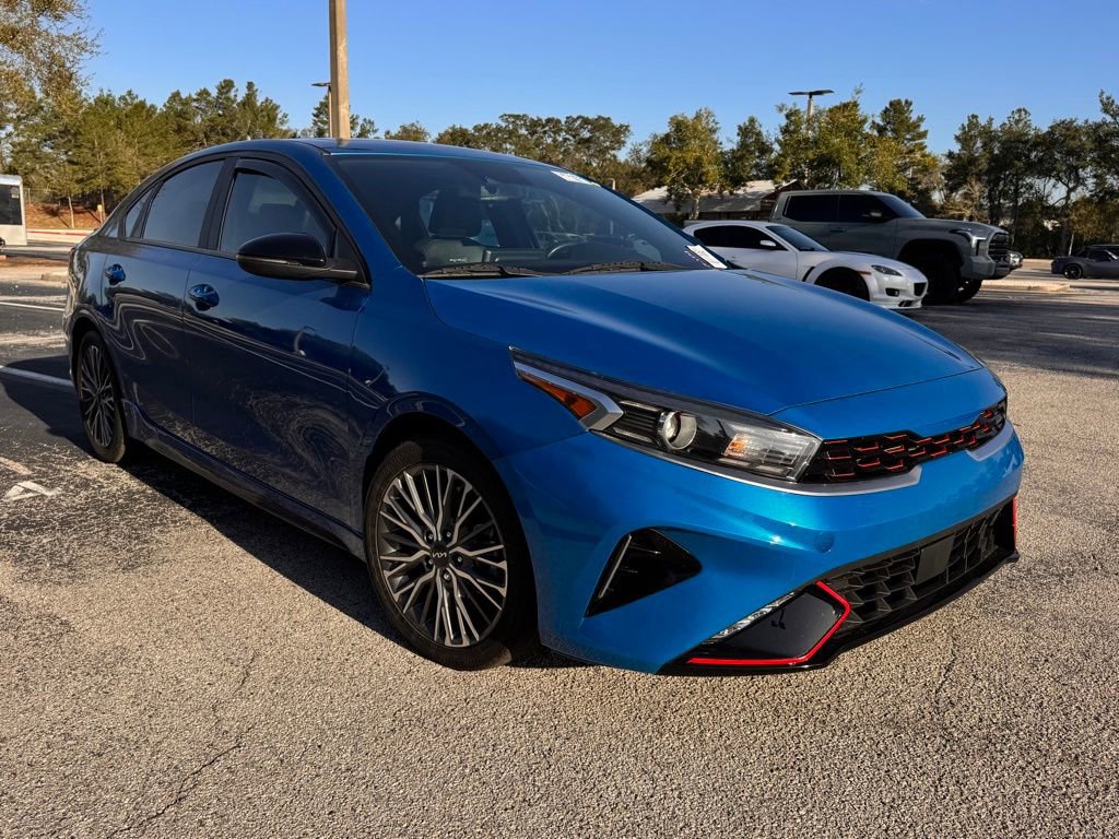 Used 2022 Kia Forte GT-Line w/ GT-Line Premium Package image 9