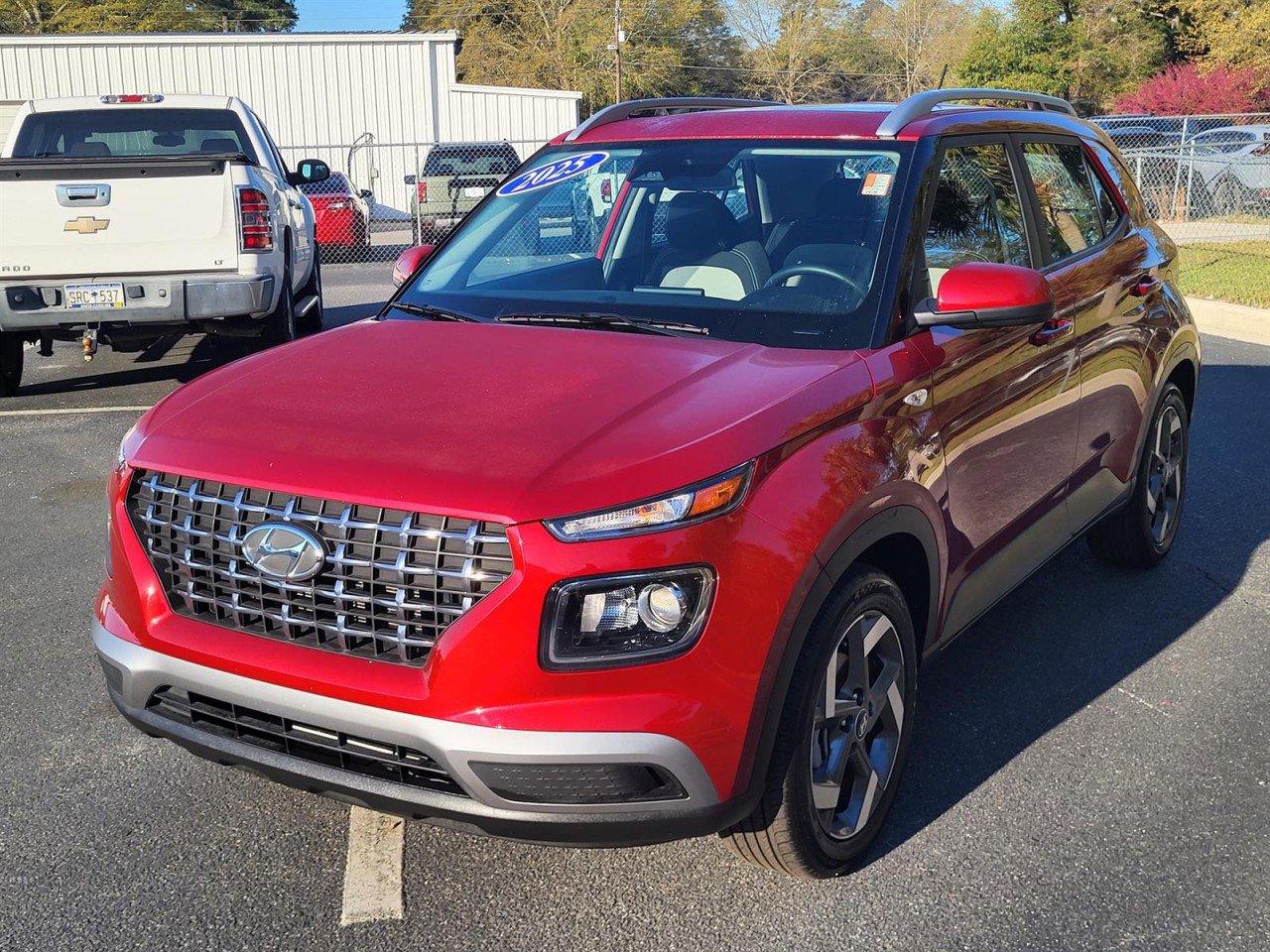 Used 2025 Hyundai Venue SEL image 6