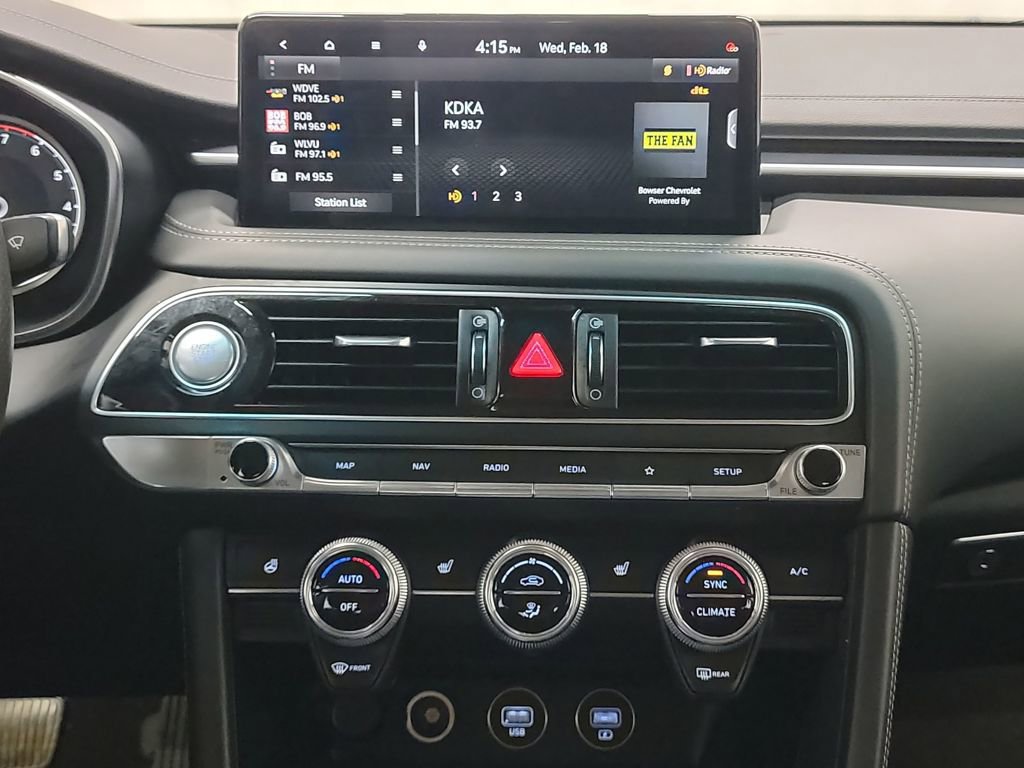 Used 2023 Genesis G70 2.0T image 20