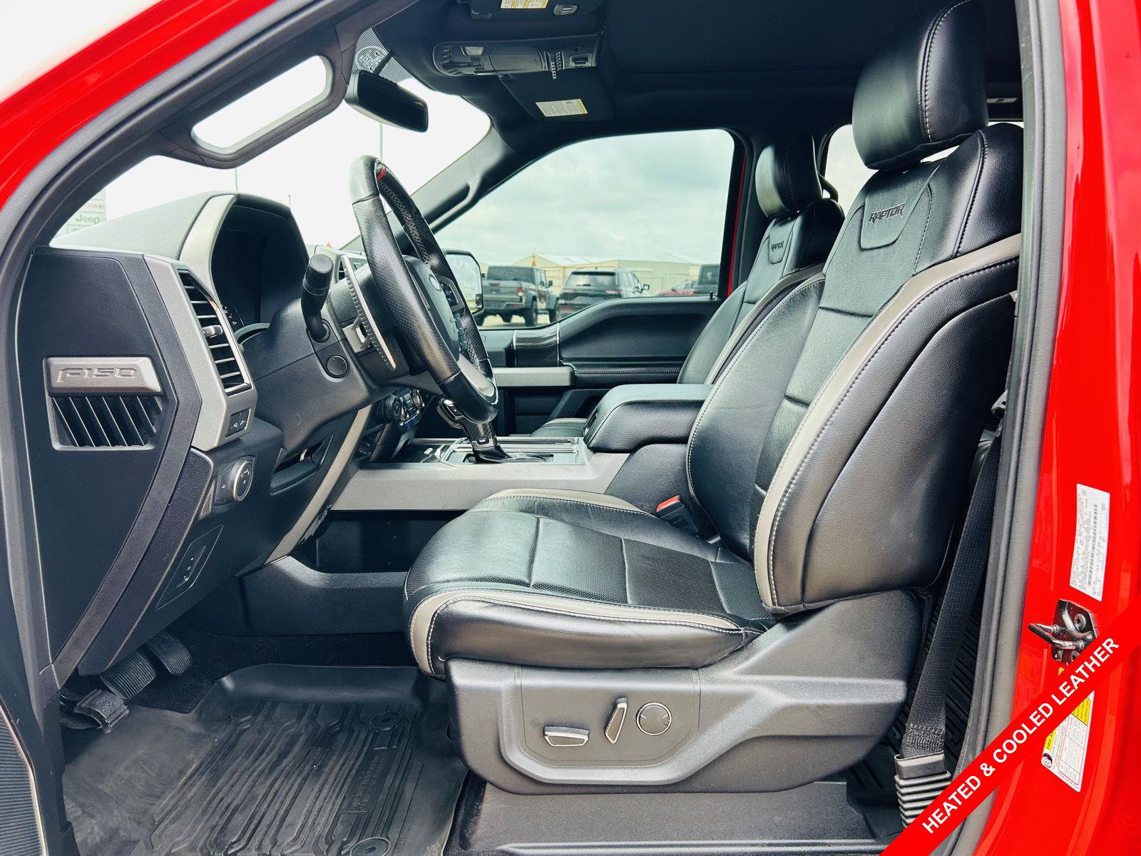 Used 2018 Ford F150 Raptor w/ Equipment Group 802A Luxury AWD/4WD image 3