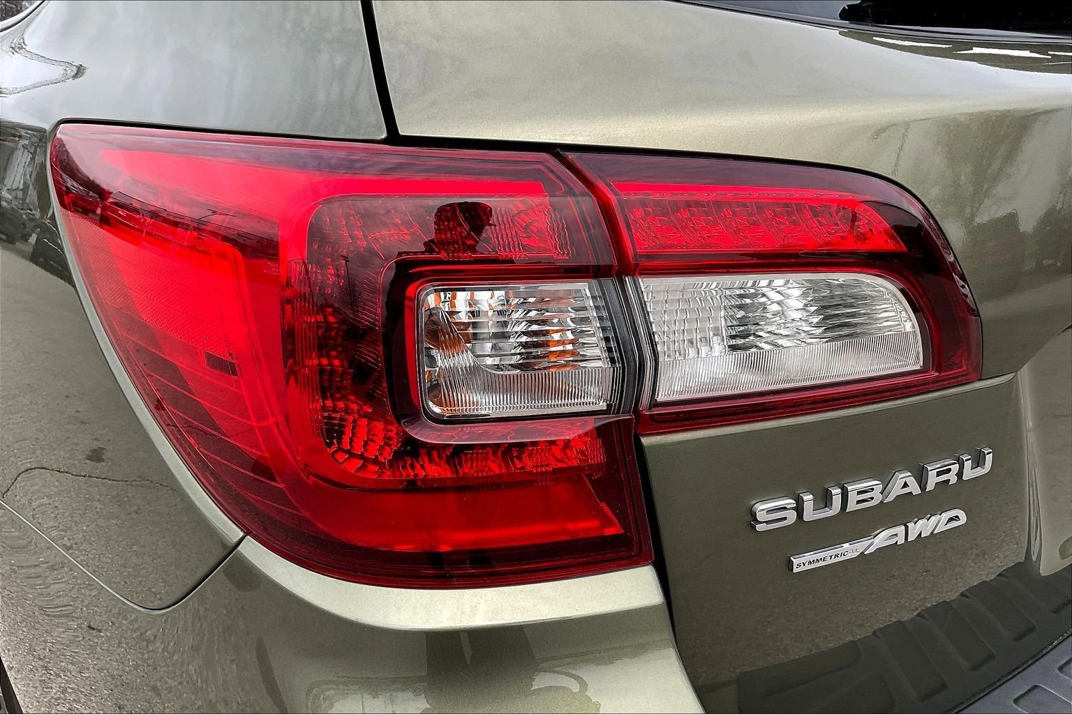 Used 2019 Subaru Outback 2.5i Touring w/ Popular Package #3A image 31
