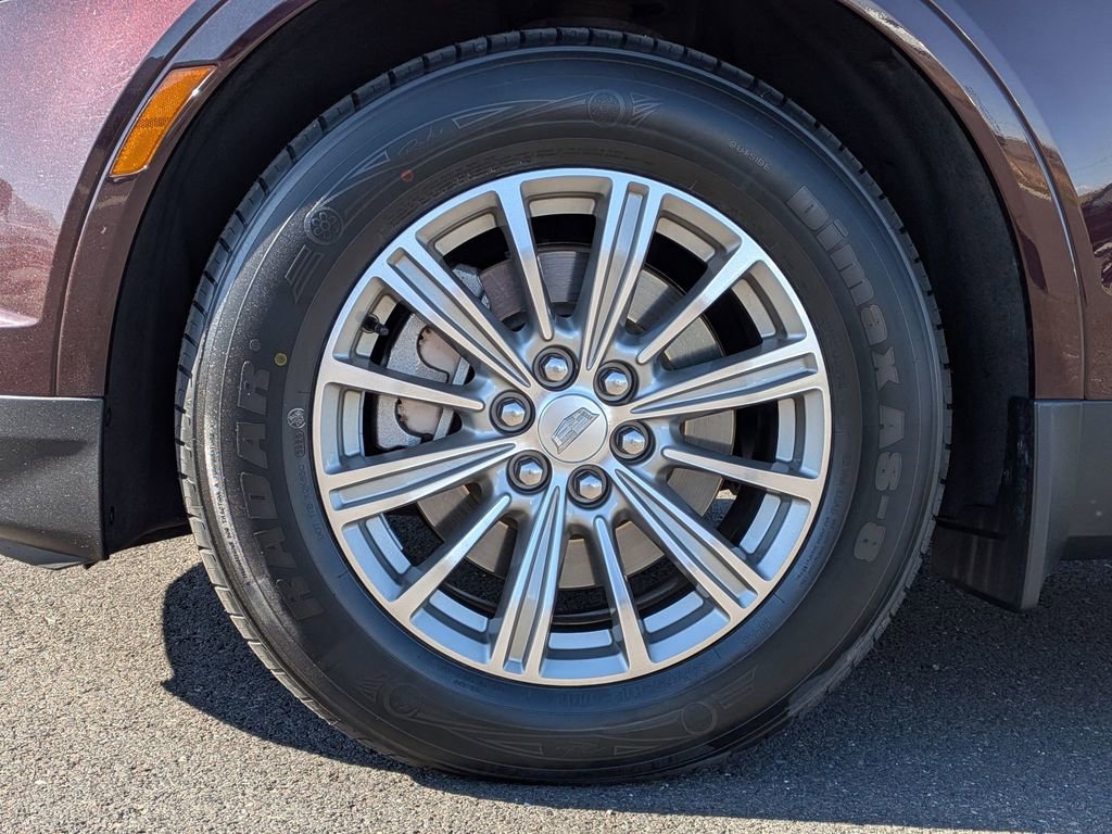 Used 2018 Cadillac XT5 Luxury w/ Driver Awareness Package AWD/4WD image 24