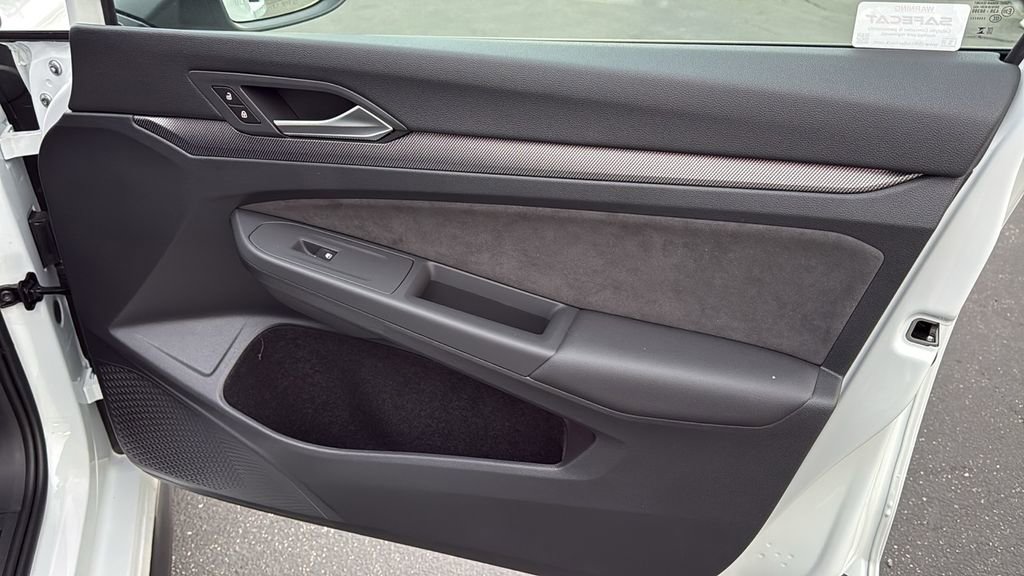 New 2026 Volkswagen GTI SE image 32