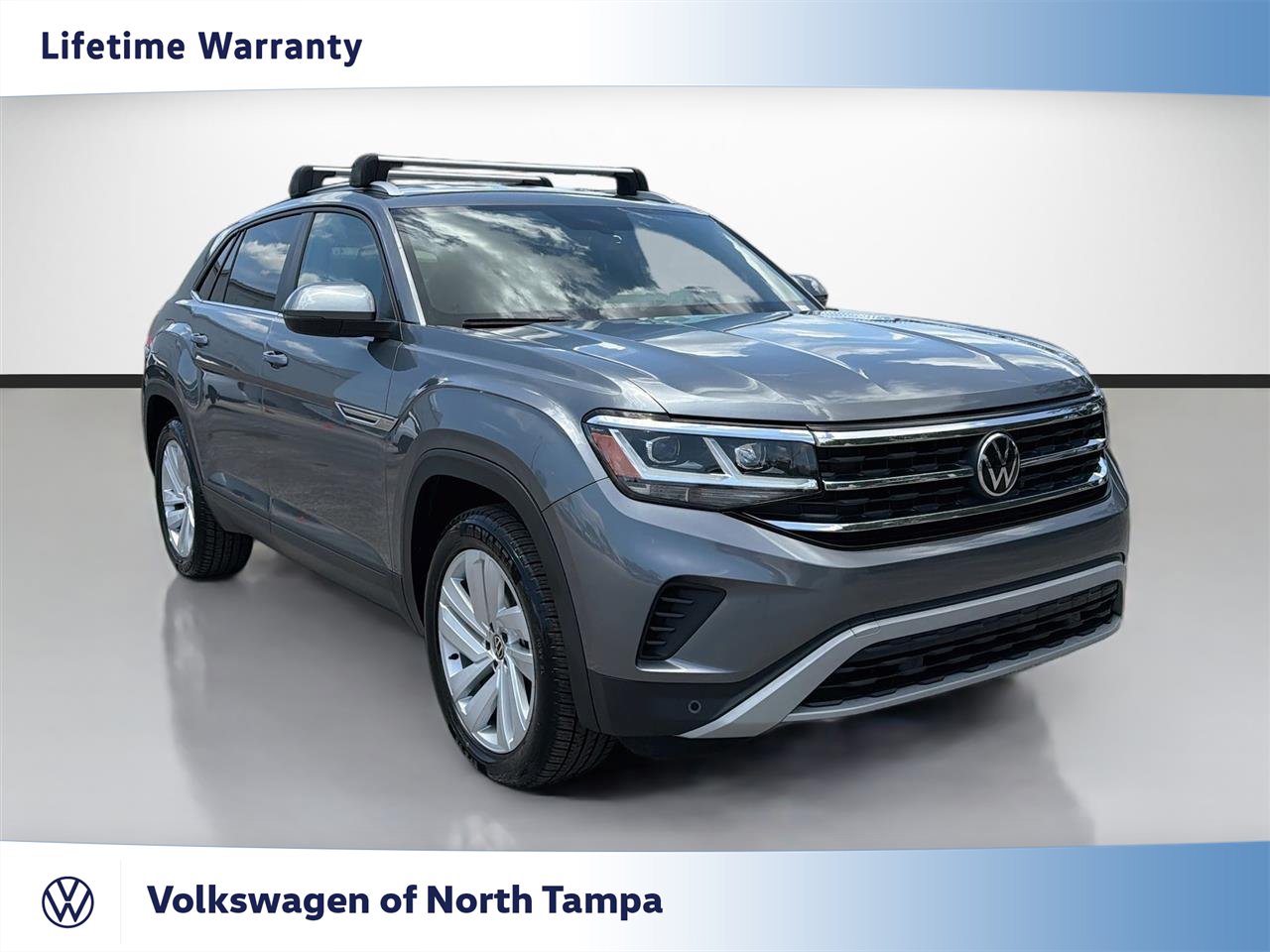 Used 2022 Volkswagen Atlas Cross Sport SE AWD/4WD image 1