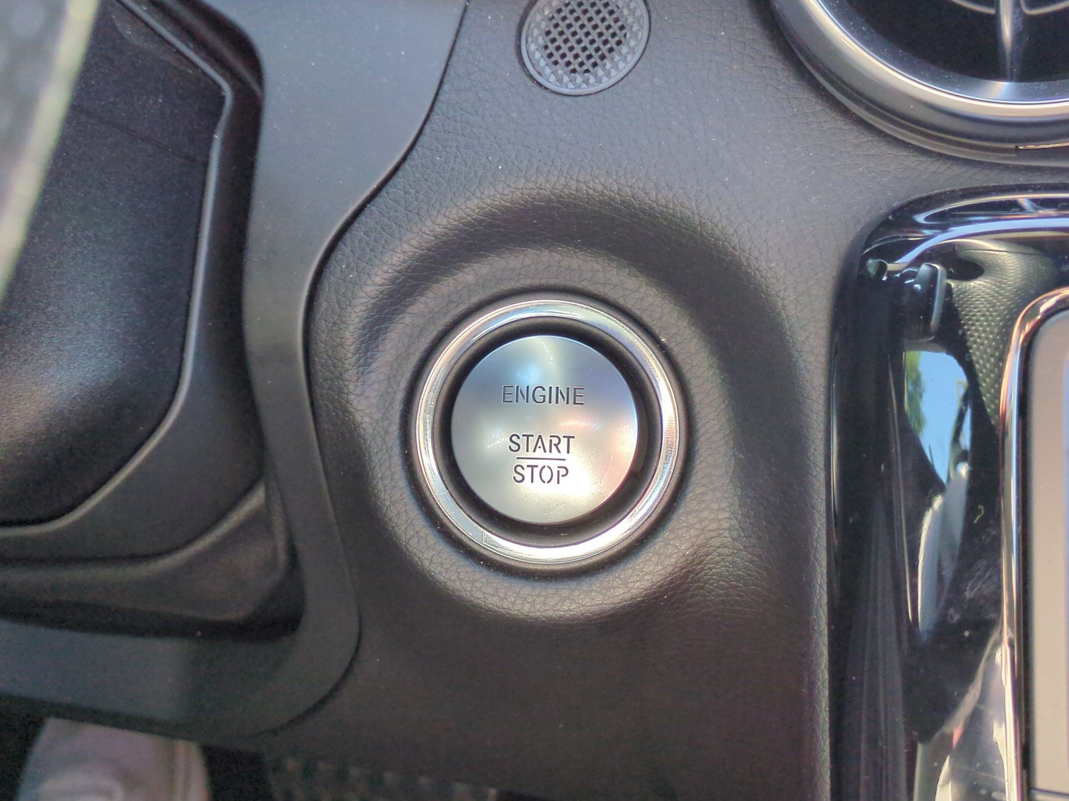 Used 2018 Mercedes-Benz SLC 300 image 28