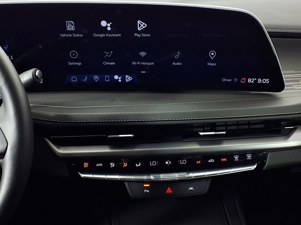 Used 2024 Cadillac XT4 Premium Luxury w/ LPO, Floor Liner Package FWD image 24