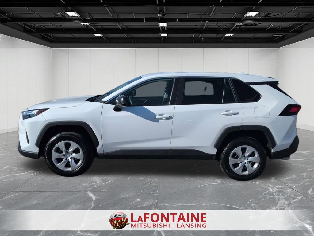 Used 2024 Toyota RAV4 LE image 2