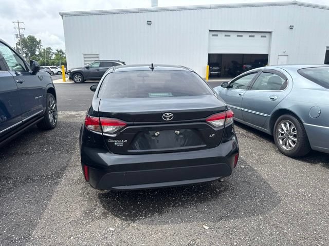 Used 2021 Toyota Corolla LE FWD image 5