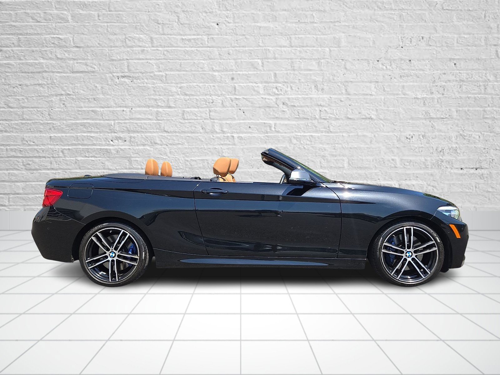 Used 2018 BMW M240i Convertible RWD image 7