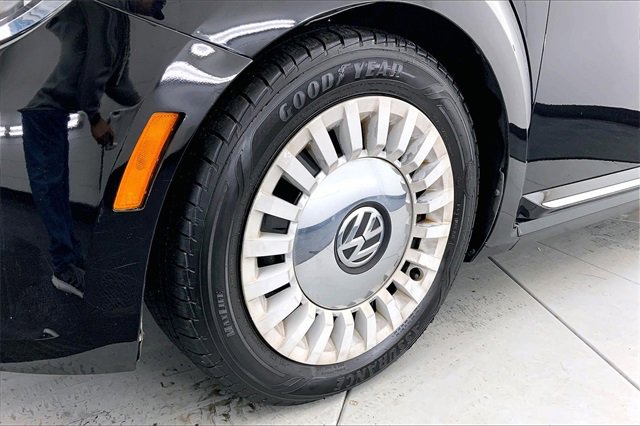 Used 2015 Volkswagen Beetle 1.8T image 9