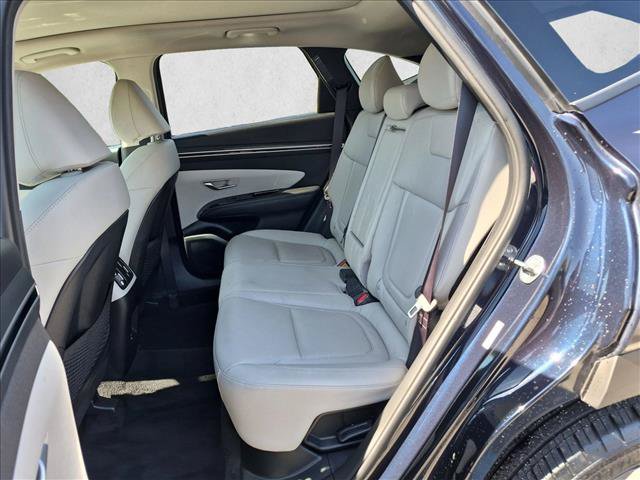 Used 2023 Hyundai Tucson Limited AWD/4WD image 19