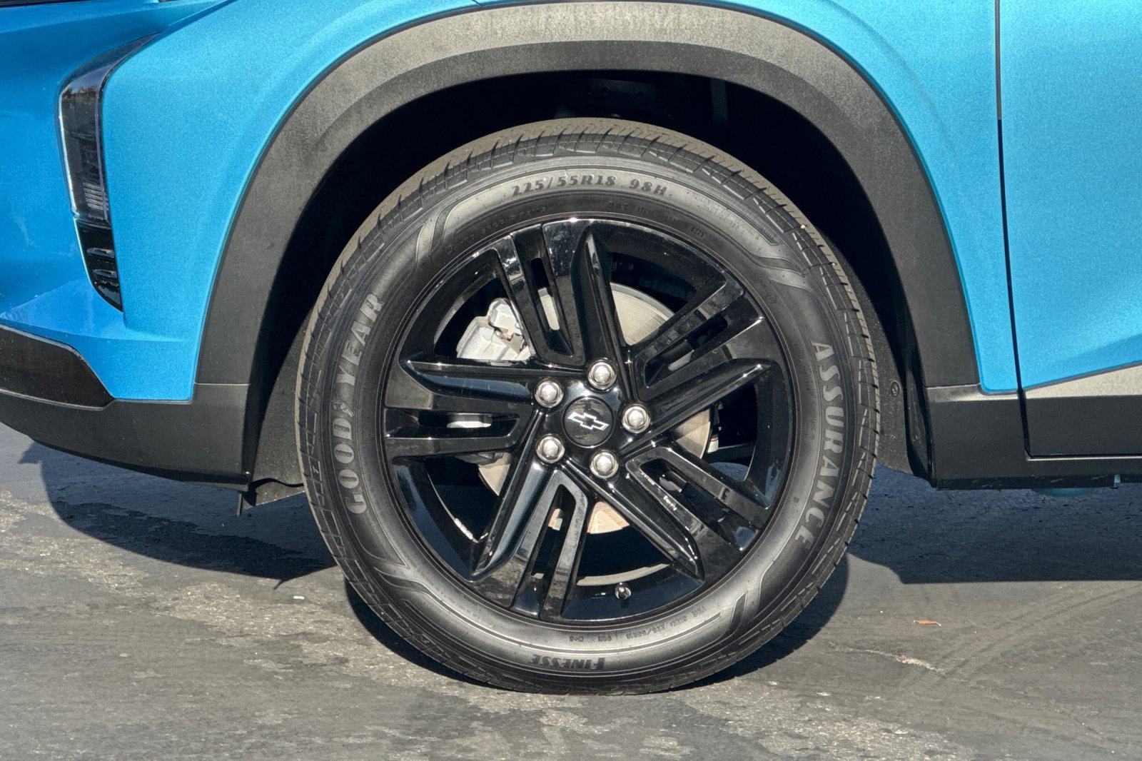 Used 2025 Chevrolet Trax ACTIV w/ Sunroof Package image 46