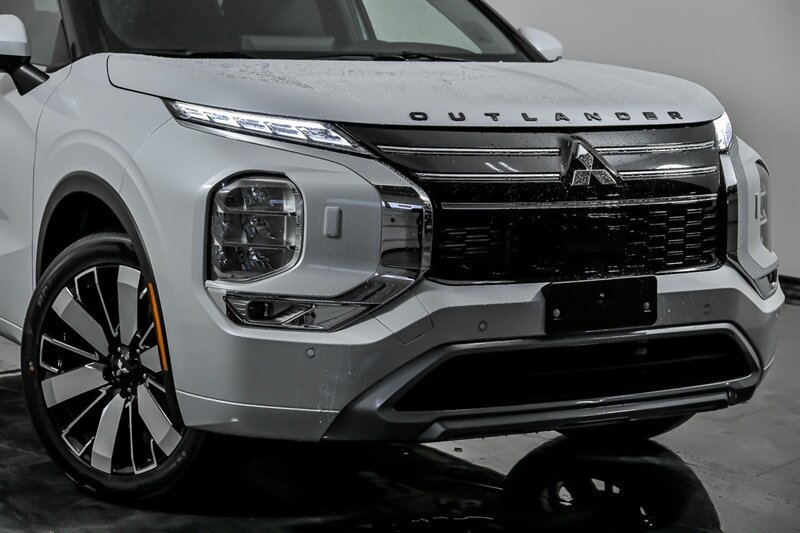 New 2026 Mitsubishi Outlander SEL AWD/4WD image 2