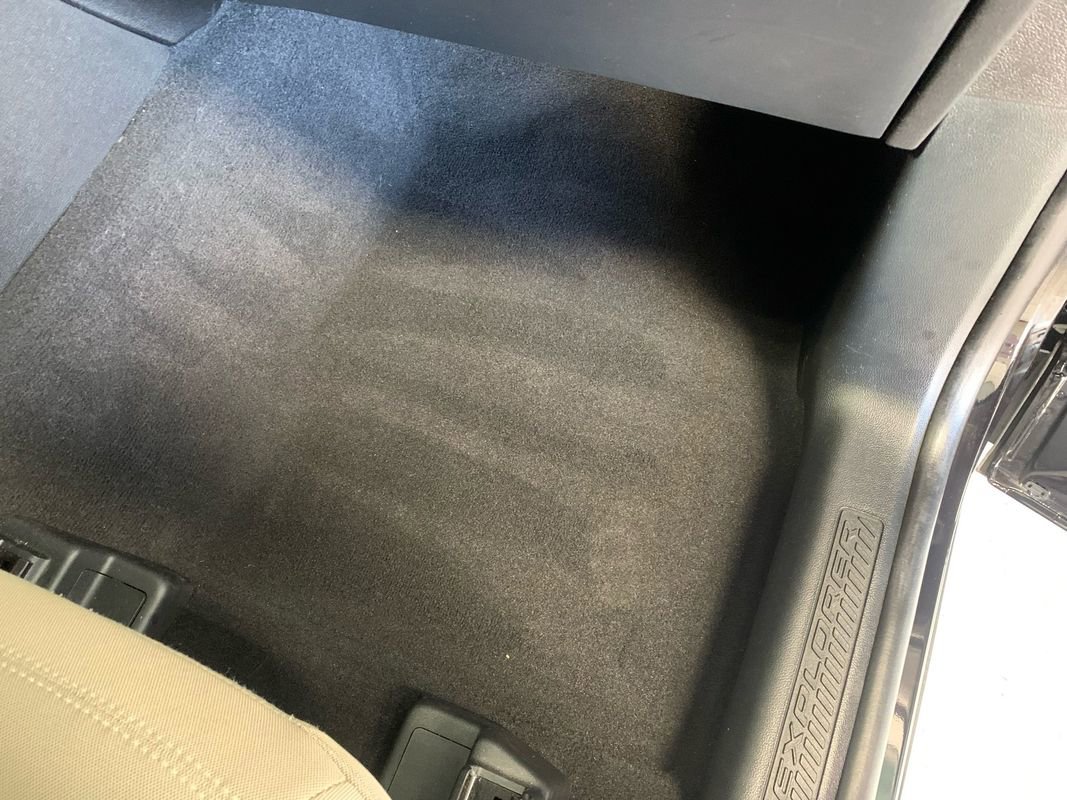 Used 2023 Ford Explorer 4WD image 34