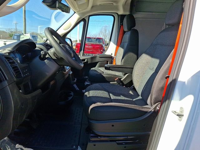 Used 2024 RAM ProMaster 2500 w/ Safety Group FWD image 9