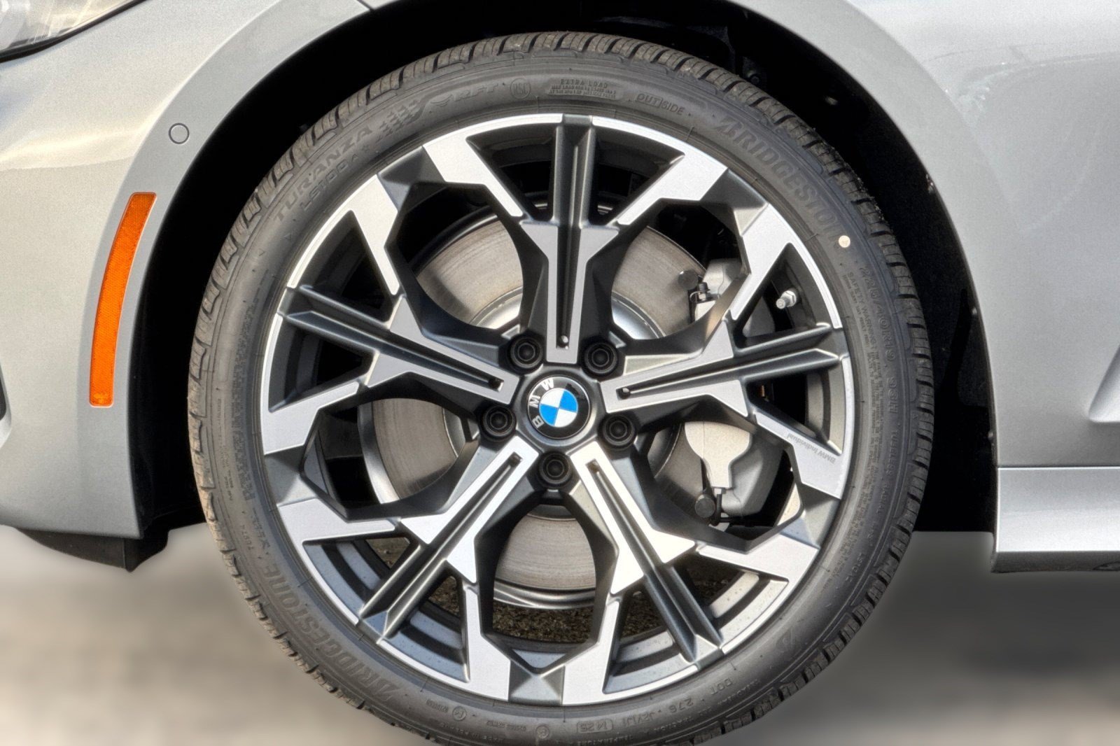 Used 2026 BMW 330i Sedan w/ Premium Package RWD image 13