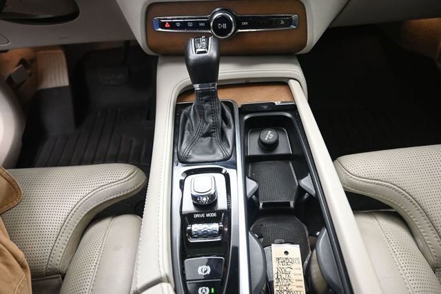 Used 2016 Volvo XC90 T6 Inscription AWD/4WD image 13