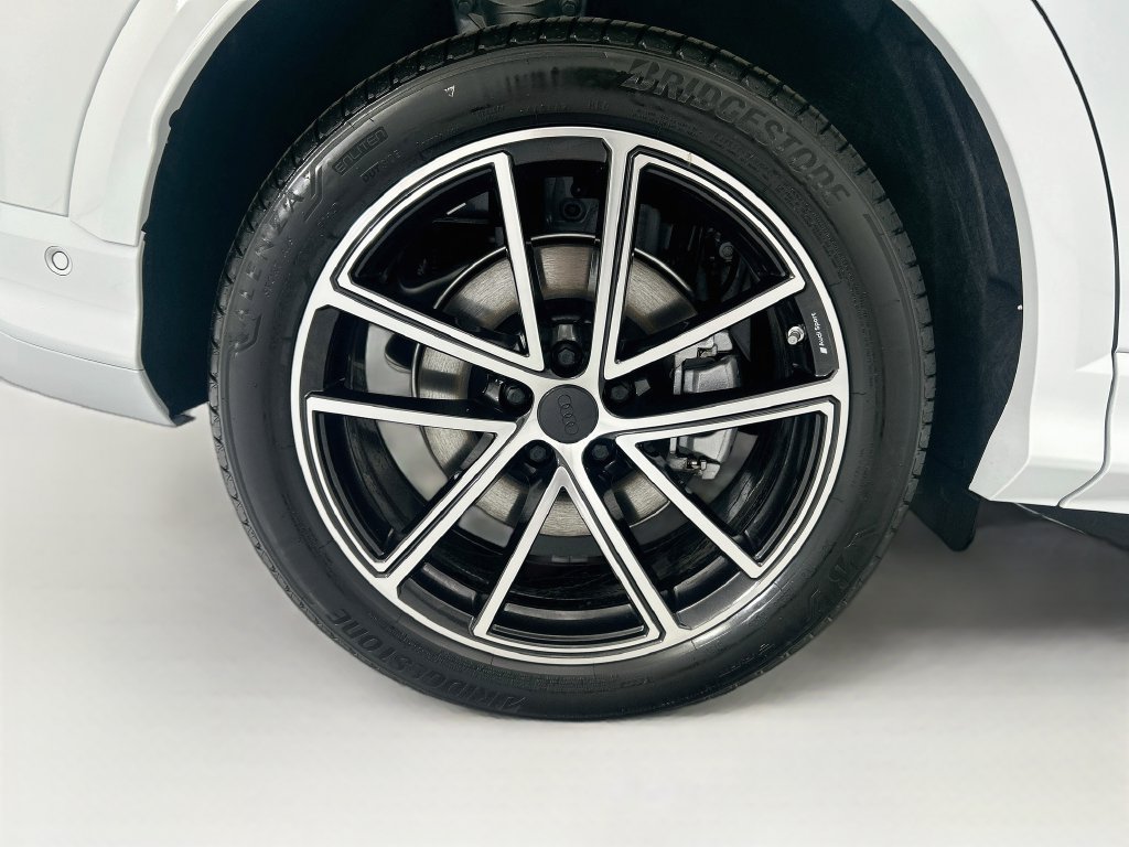 New 2026 Audi Q5 Prestige AWD/4WD image 32