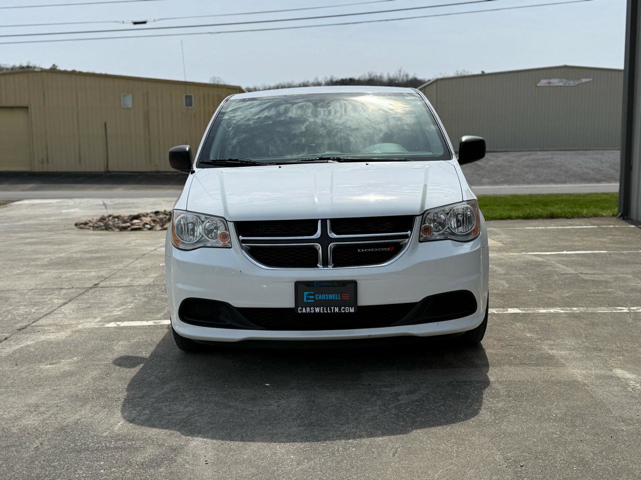 Used 2020 Dodge Grand Caravan SE w/ Rear Park Assist Package image 2