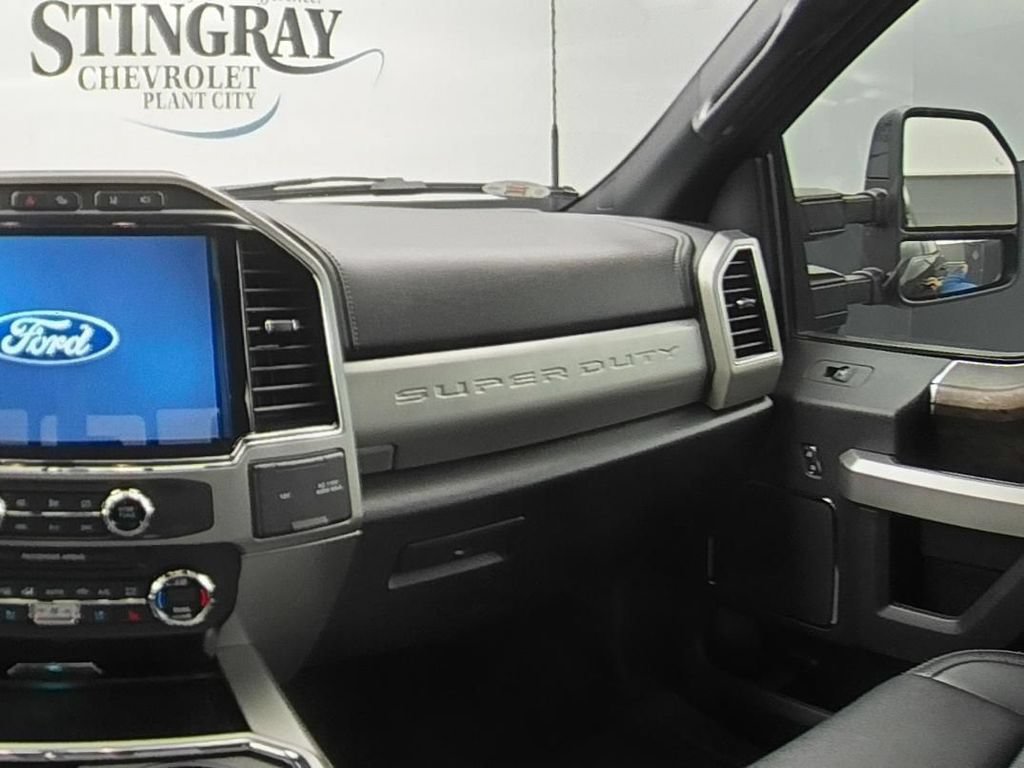 Used 2022 Ford F350 Lariat w/ Tremor Off-Road Package AWD/4WD image 15