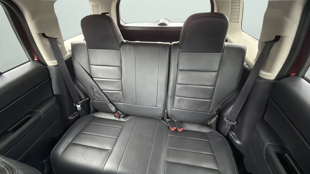 Used 2017 Jeep Patriot High Altitude AWD/4WD image 12