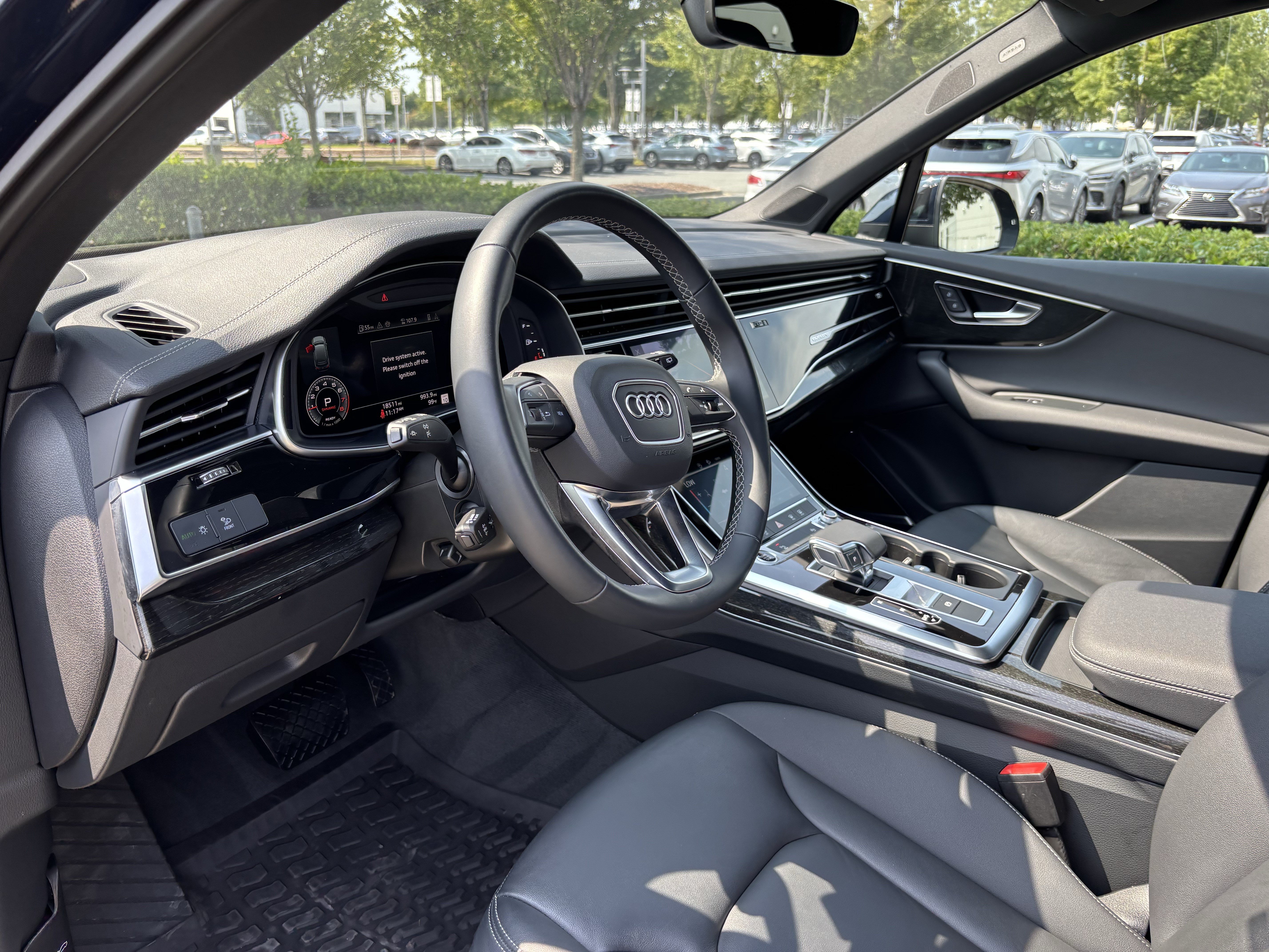 Certified 2025 Audi Q7 2.0T Premium Plus w/ Convenience Plus Package AWD/4WD image 17