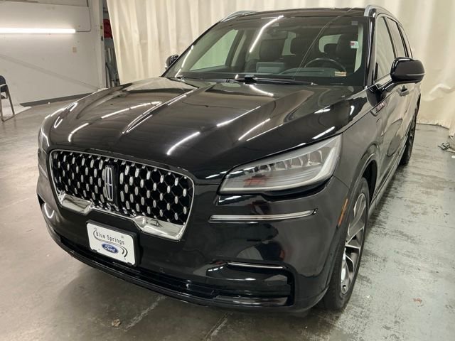 Used 2023 Lincoln Aviator Grand Touring w/ Equipment Group 301A AWD/4WD image 7
