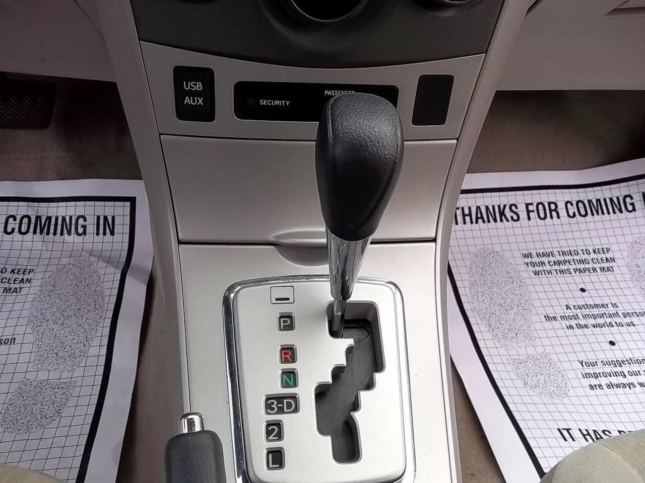 Used 2013 Toyota Corolla LE FWD image 21