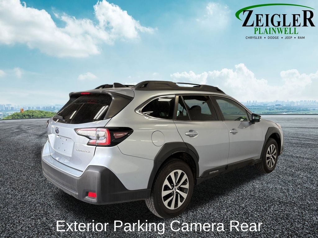 Used 2023 Subaru Outback Premium AWD/4WD image 6