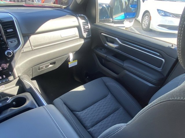 New 2026 RAM 1500 4x4 Crew Cab image 35