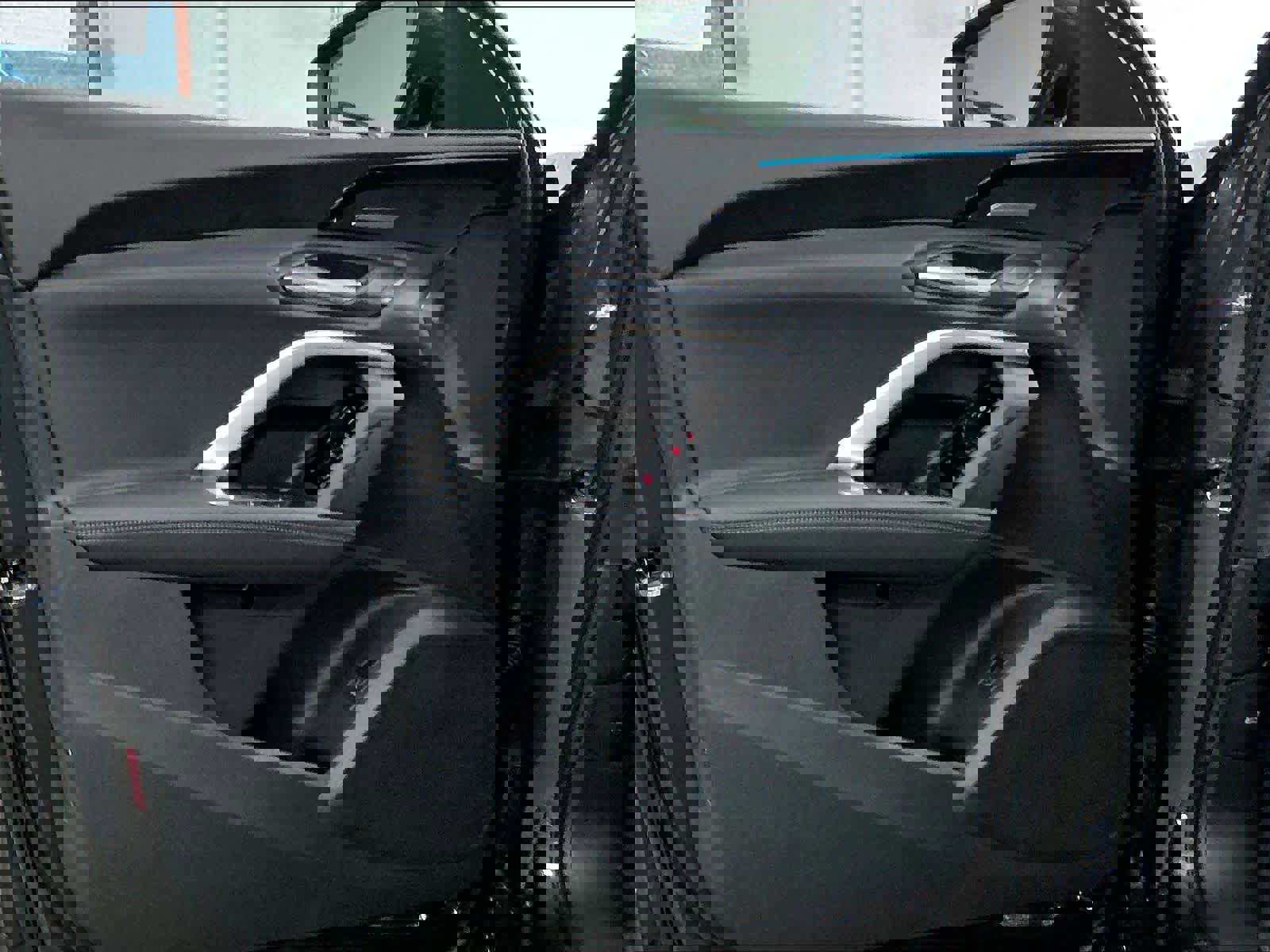 Used 2025 Audi Q5 Premium Plus w/ Premium Plus image 25