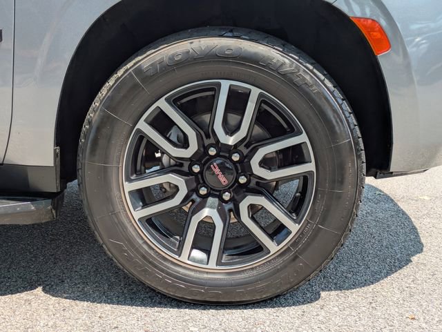 Used 2021 GMC Yukon AT4 AWD/4WD image 11