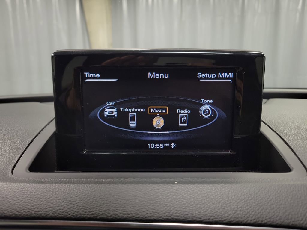 Used 2018 Audi Q3 2.0T Premium w/ Convenience Package image 21