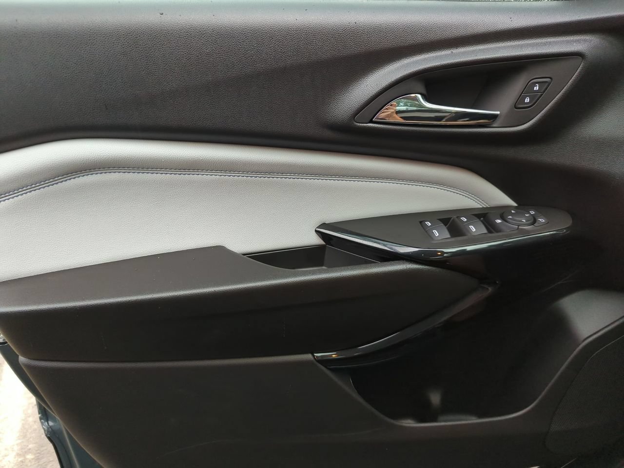 New 2026 Chevrolet Trax LT w/ Driver Confidence Package FWD image 19