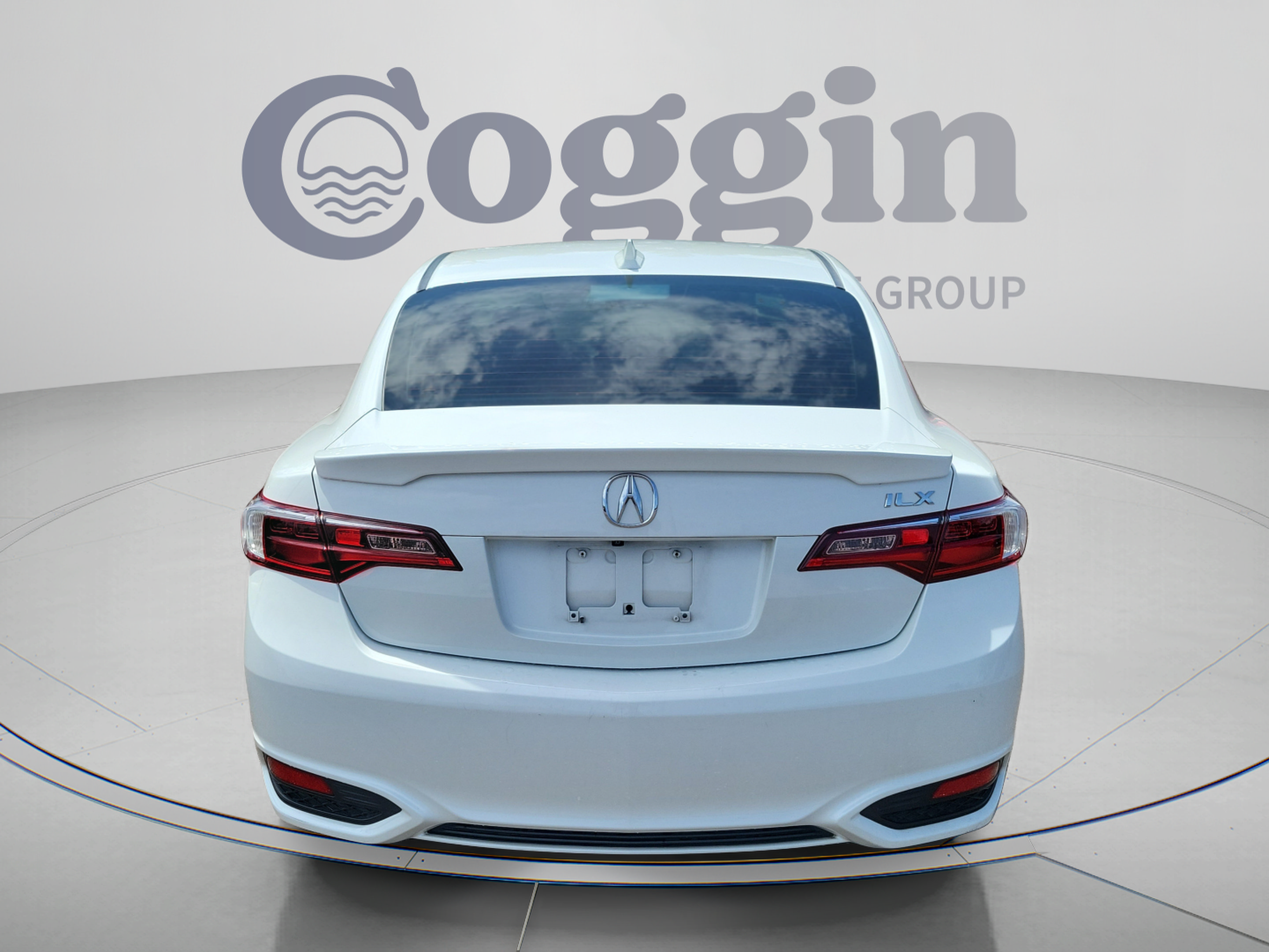 Used 2017 Acura ILX FWD image 4