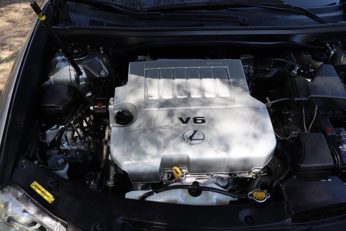 Used 2015 Lexus ES 350 w/ Luxury Package image 39