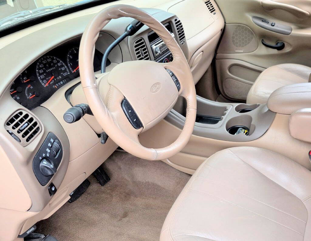 Used 1998 Ford Expedition 4WD image 33