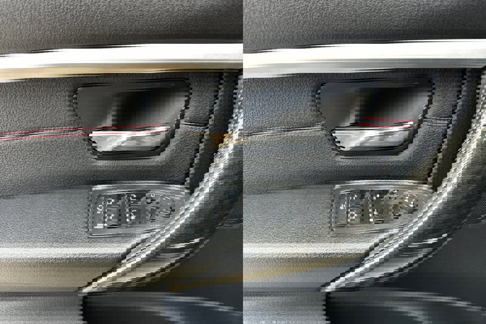 Used 2018 BMW 330e w/ Convenience Package image 13