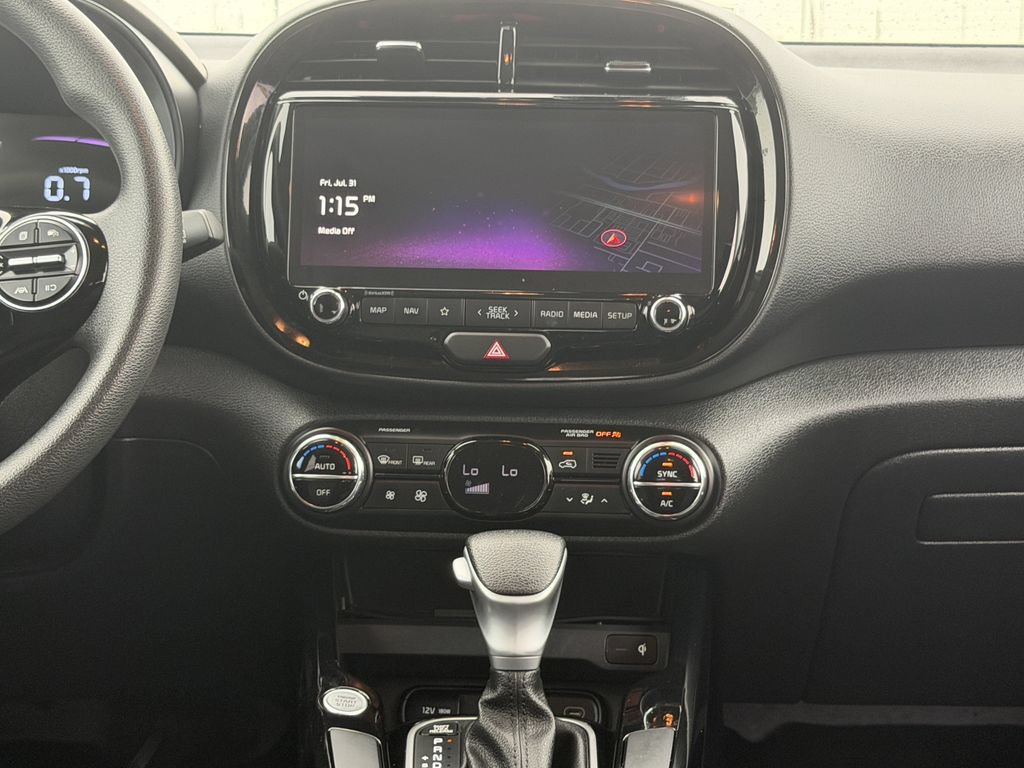 Certified 2024 Kia Soul S FWD image 18
