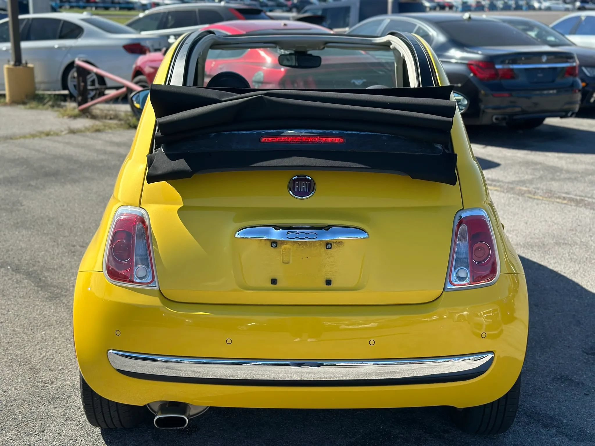 Used 2017 FIAT 500 Lounge FWD image 12