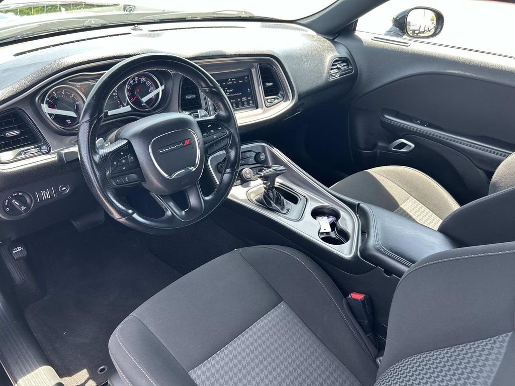 Used 2022 Dodge Challenger GT RWD image 15